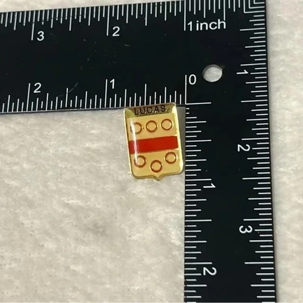 Lucas Shield Arms Vintage Lapel Vest Hat Pin A19